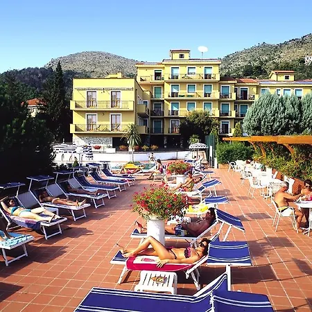 Hotel apartamentowy I Morelli Pietra Ligure